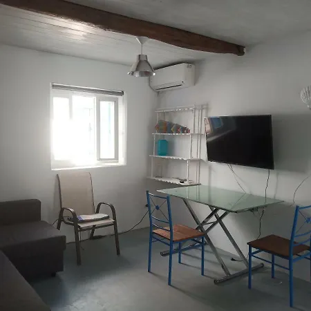 Homestay Le Bateau Skiathos Town